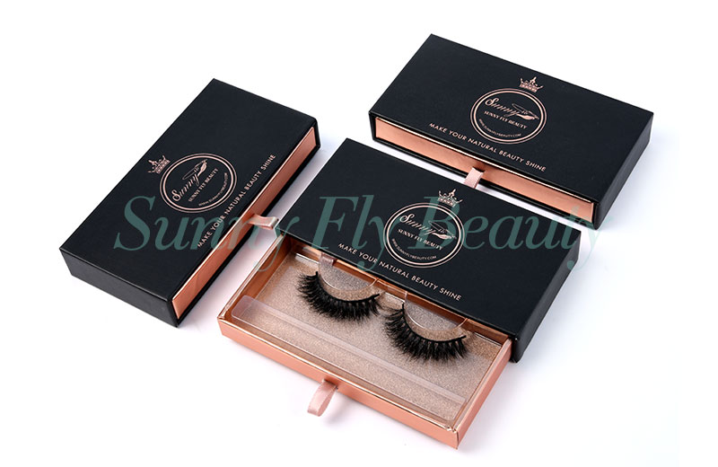 luxury-eyelash-packaging.jpg